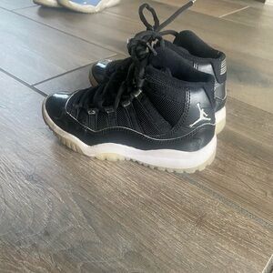 Jordan 11 in black size 13c